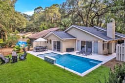 11 Pender Lane