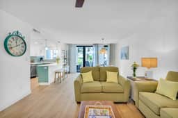 3086 Seascape Villas