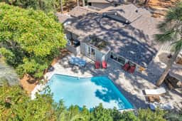 4 Palmetto Place