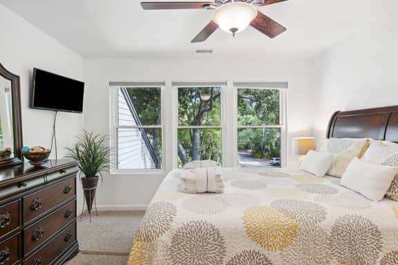 7102 Treetops Villa