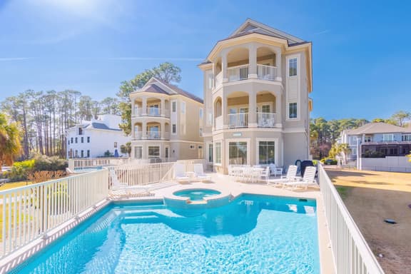 3 Urchin Manor